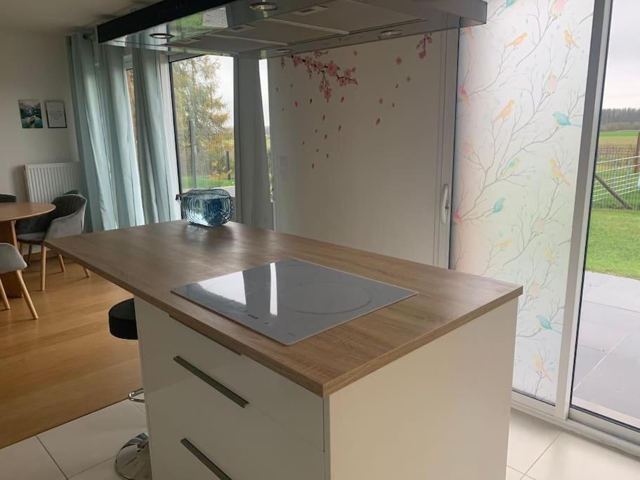 Maison Individuelle, Campagne, 3 Chambres, Baignoire Balneo 2 Places Genech Bagian luar foto